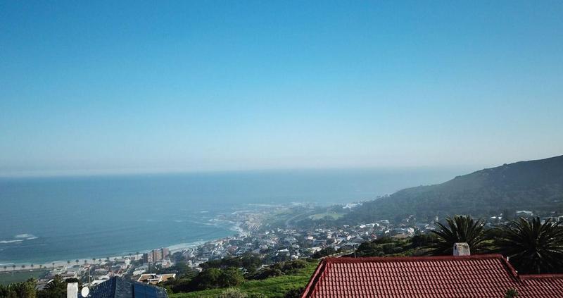 4 Bedroom Property for Sale in Camps Bay Western Cape